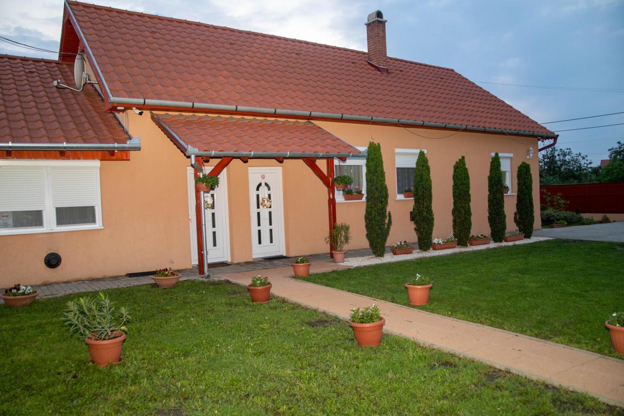 Boroka Vendeghaz Turkeve Hotel Luaran gambar